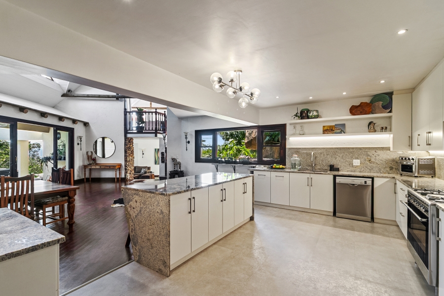 5 Bedroom Property for Sale in Pezula Golf Estate Western Cape